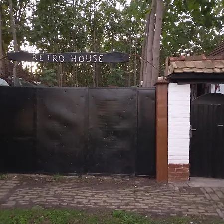 Retro House Becej